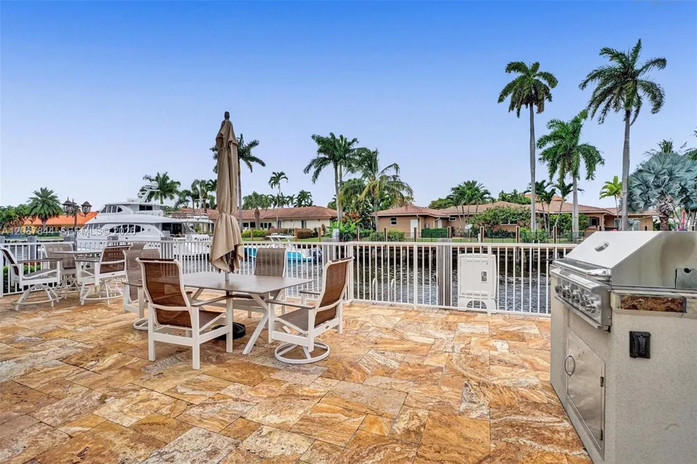 3111 NE 51st St #305C Fort Lauderdale, FL 33308