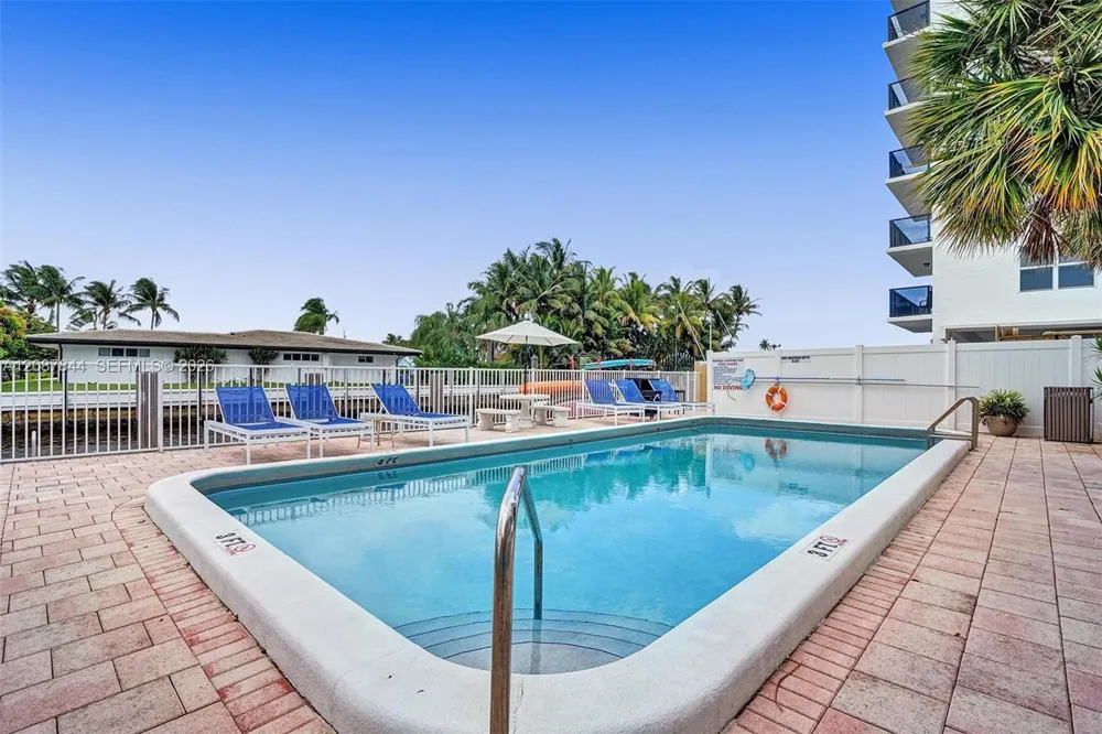3111 NE 51st St #305C Fort Lauderdale, FL 33308