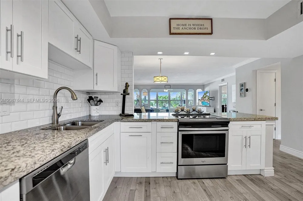 3111 NE 51st St #305C Fort Lauderdale, FL 33308