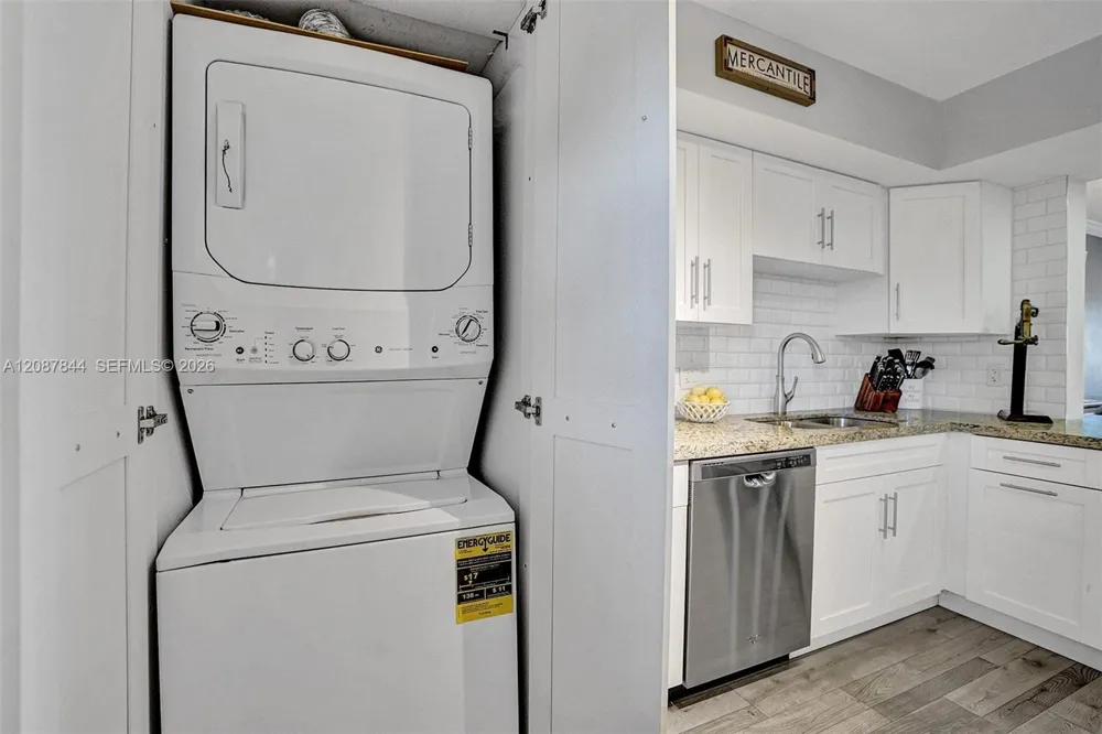 3111 NE 51st St #305C Fort Lauderdale, FL 33308