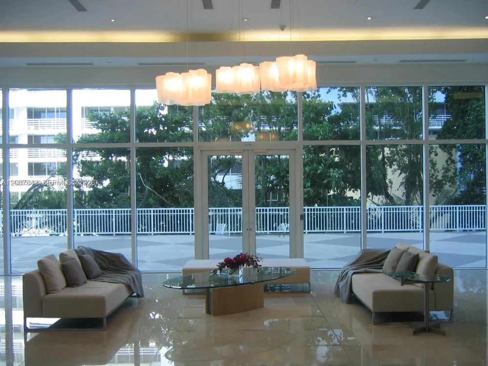 2101 Brickell Ave #1002 Miami, FL 33129