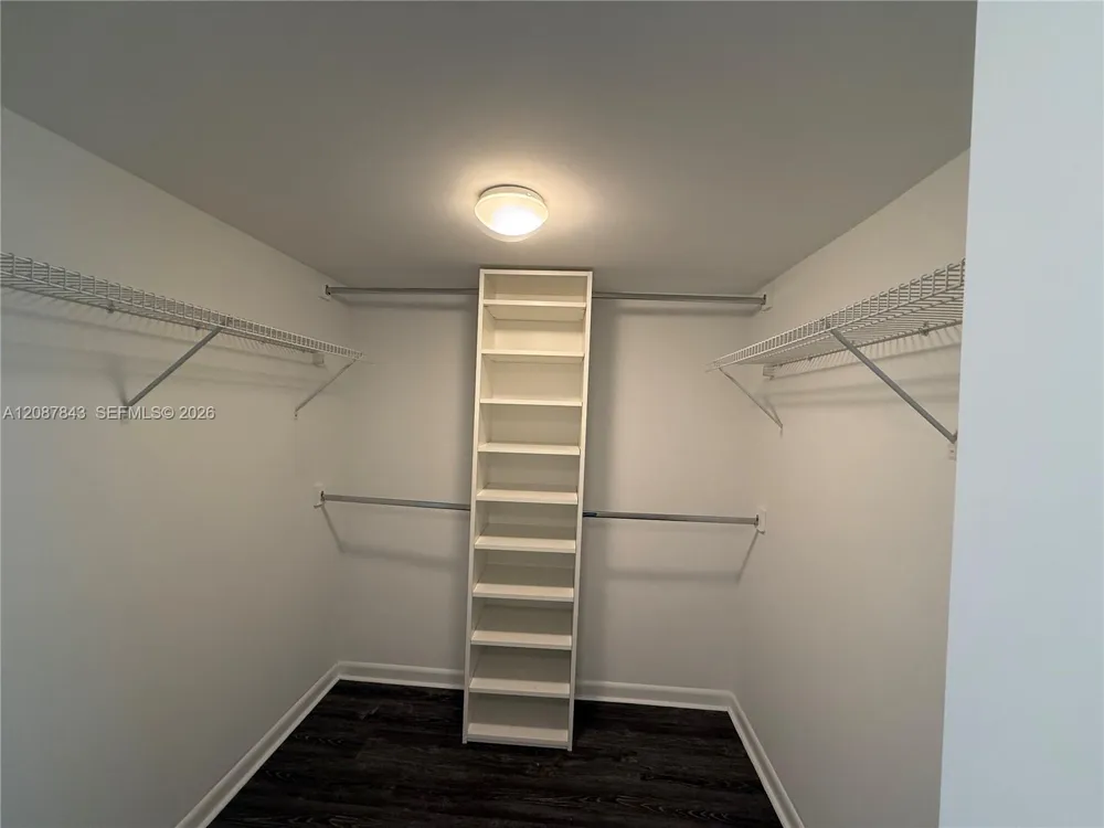 2101 Brickell Ave #1002 Miami, FL 33129