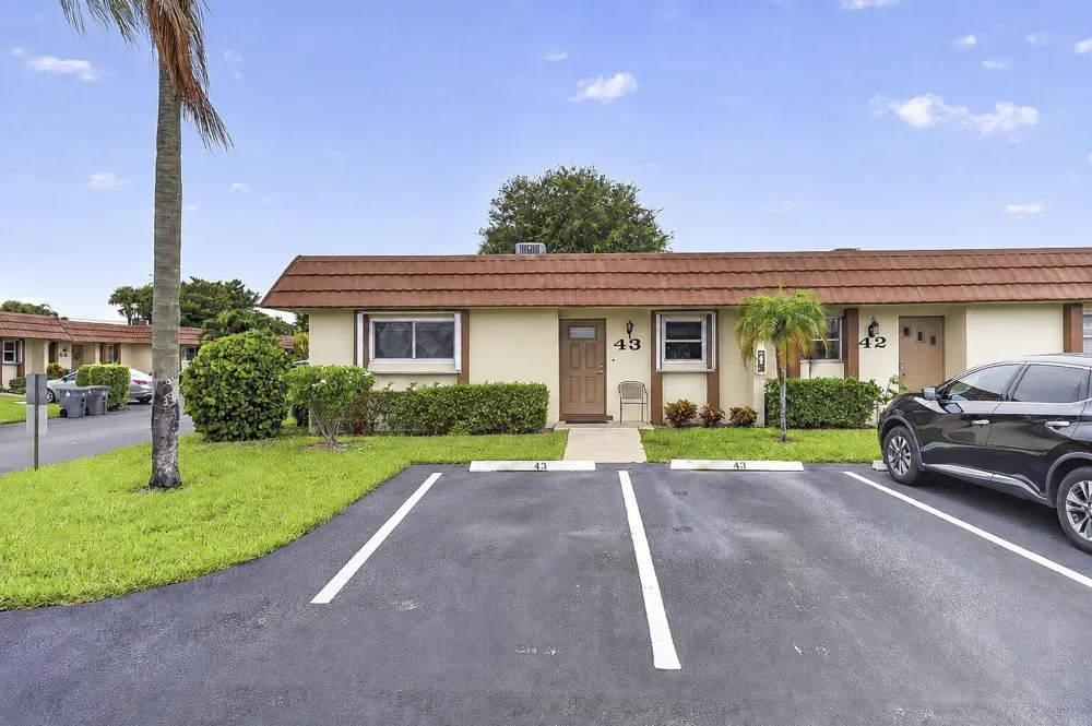 5730 Fernley Drive E #43 West Palm Beach, FL 33415