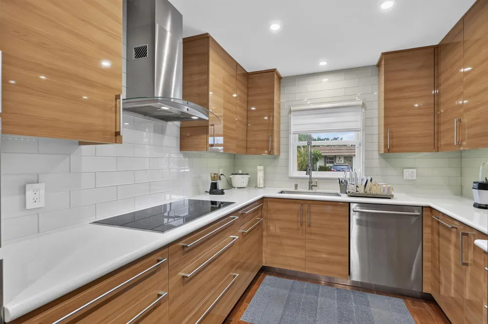 5730 Fernley Drive E #43 West Palm Beach, FL 33415