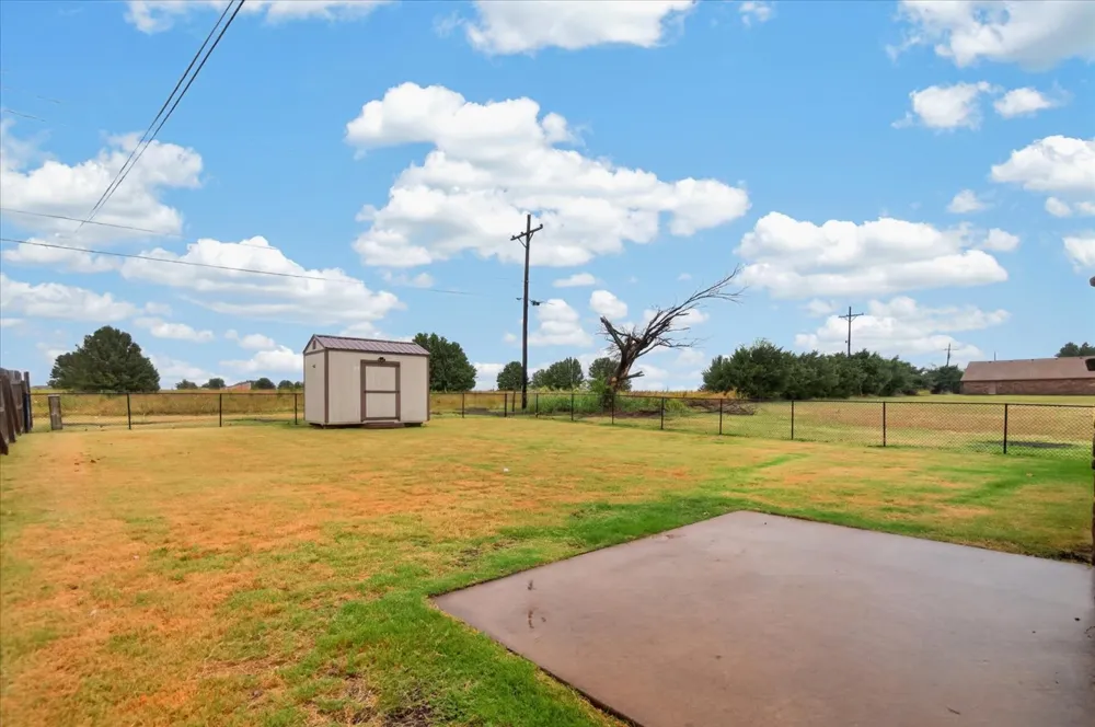 328 Spruce Avenue Bartlesville, OK 74006