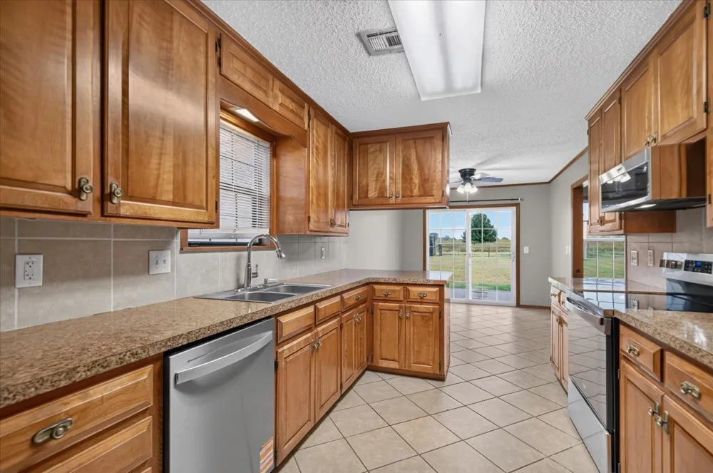 328 Spruce Avenue Bartlesville, OK 74006