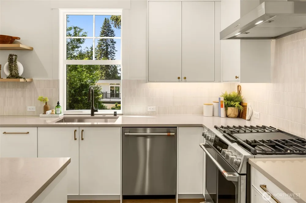 4513 150th Avenue SE Bellevue, WA 98006