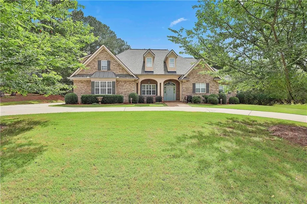 15 Stratford Way Newnan, GA 30265