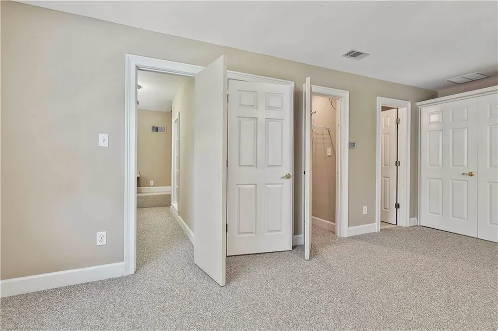 15 Stratford Way Newnan, GA 30265