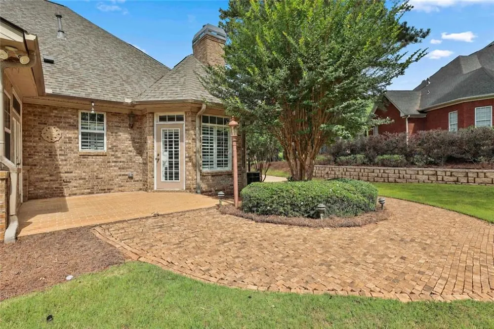 15 Stratford Way Newnan, GA 30265