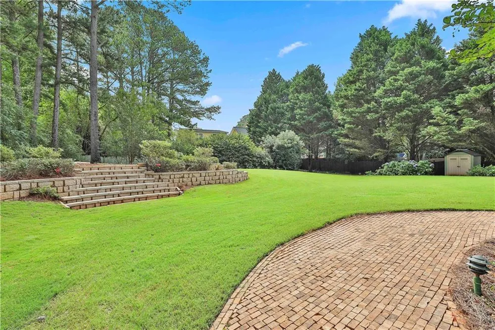 15 Stratford Way Newnan, GA 30265