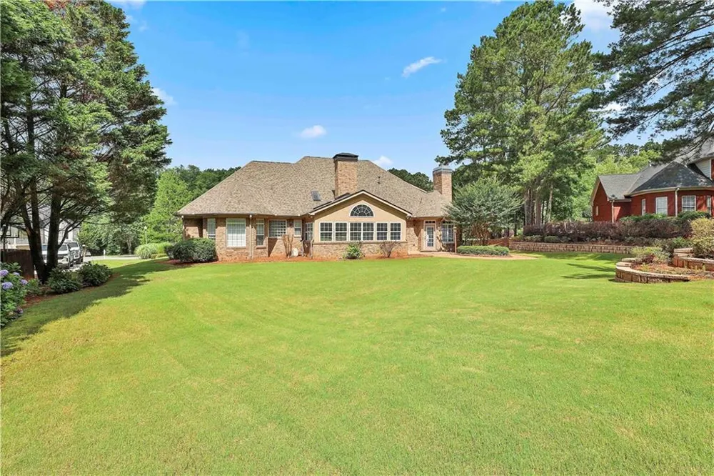 15 Stratford Way Newnan, GA 30265