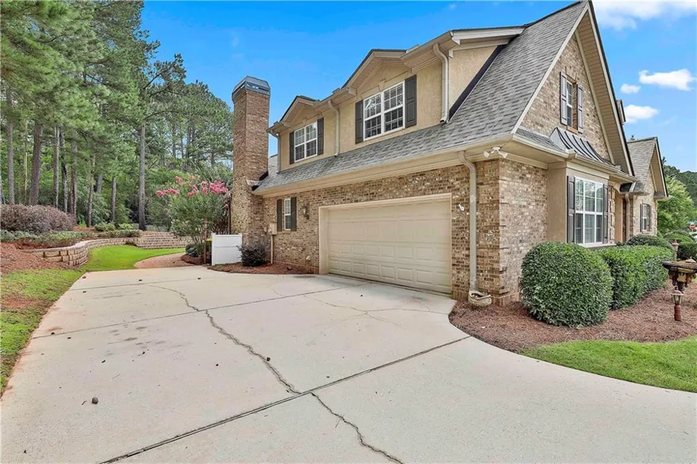 15 Stratford Way Newnan, GA 30265