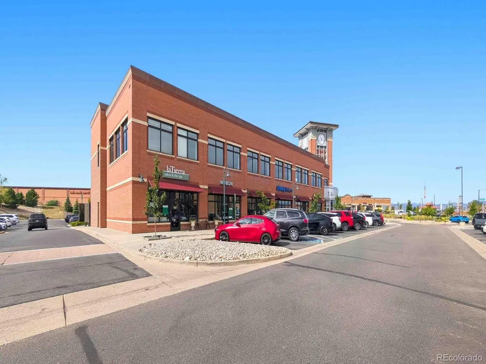 725 Elmhurst Drive #208 Highlands Ranch, CO 80129