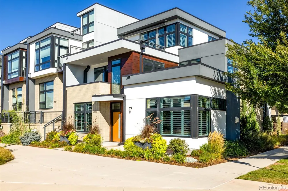 6949 E Lowry Boulevard Denver, CO 80230