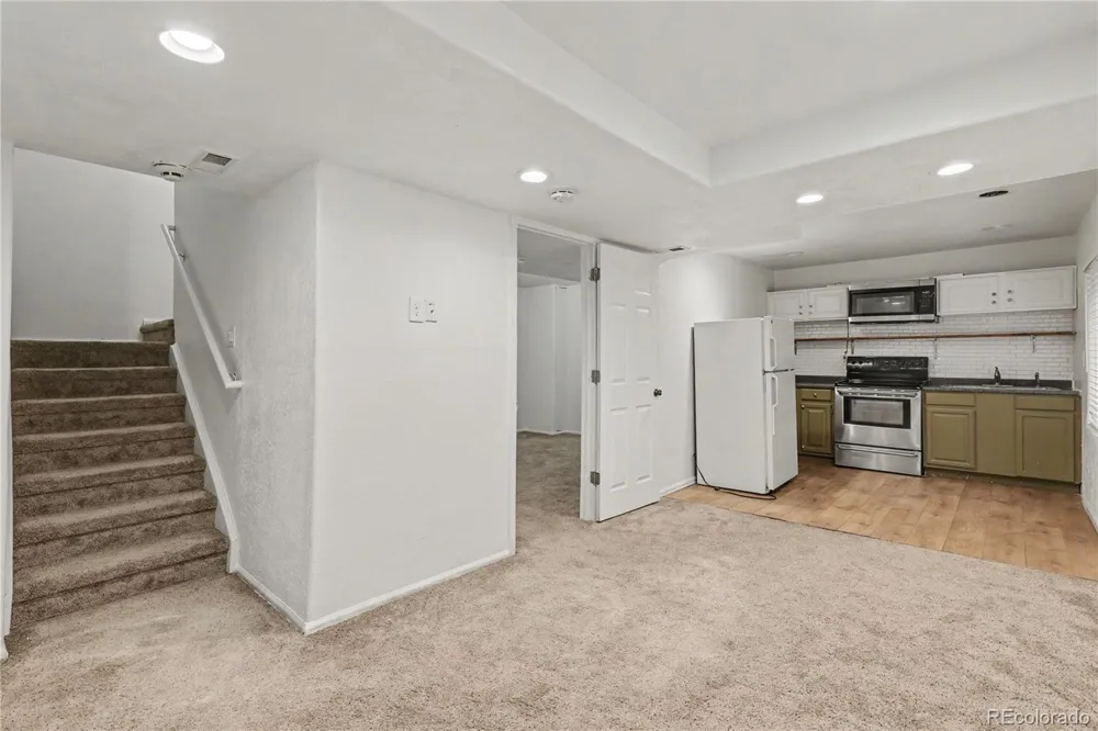 1242 E 100th Place Thornton, CO 80229