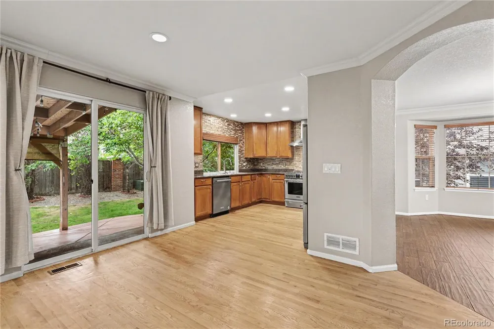 1242 E 100th Place Thornton, CO 80229