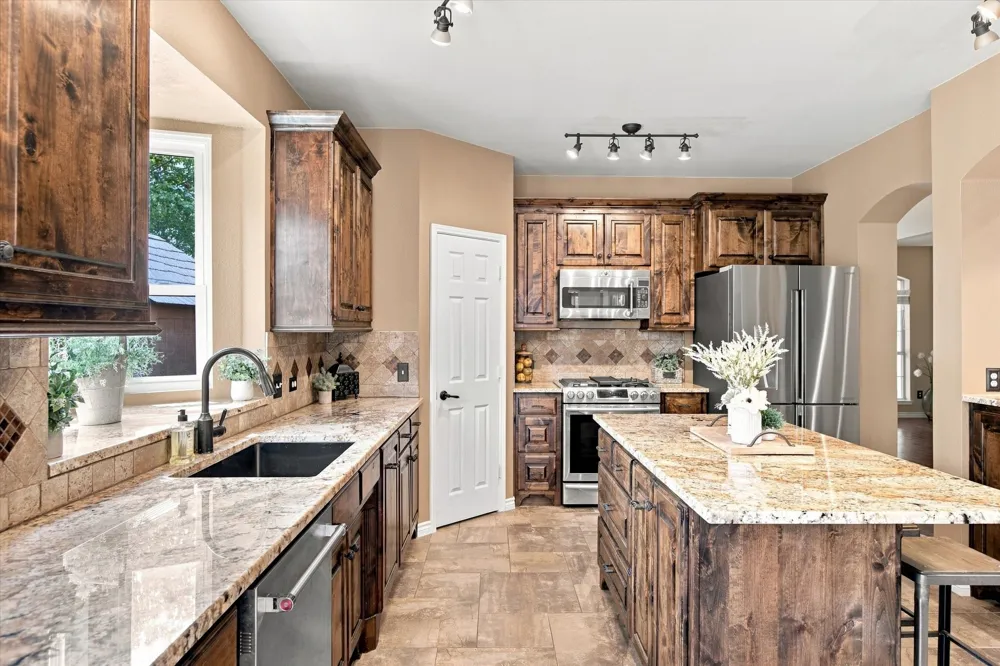 6625 Stewart Boulevard The Colony, TX 75056