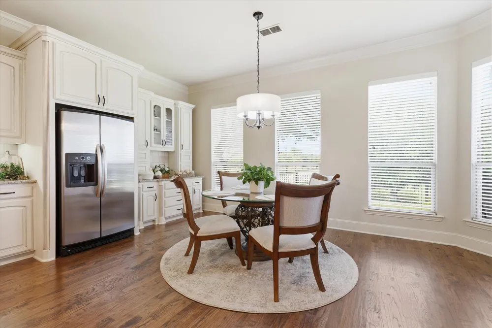 6076 Beacon Hill Drive Frisco, TX 75036