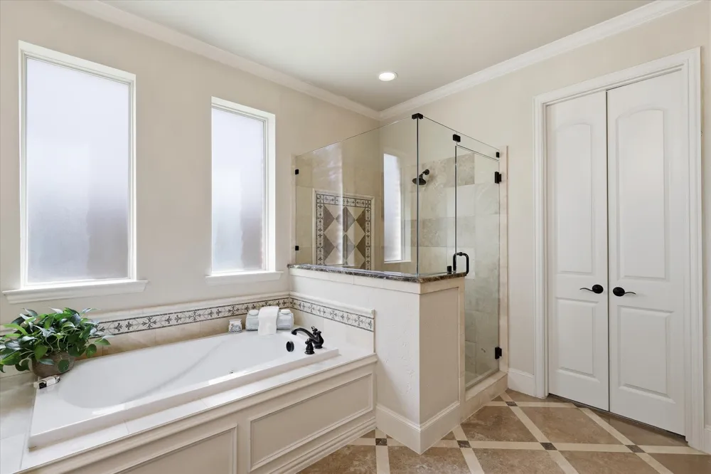 6076 Beacon Hill Drive Frisco, TX 75036