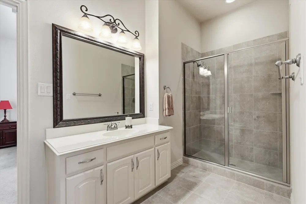 6076 Beacon Hill Drive Frisco, TX 75036