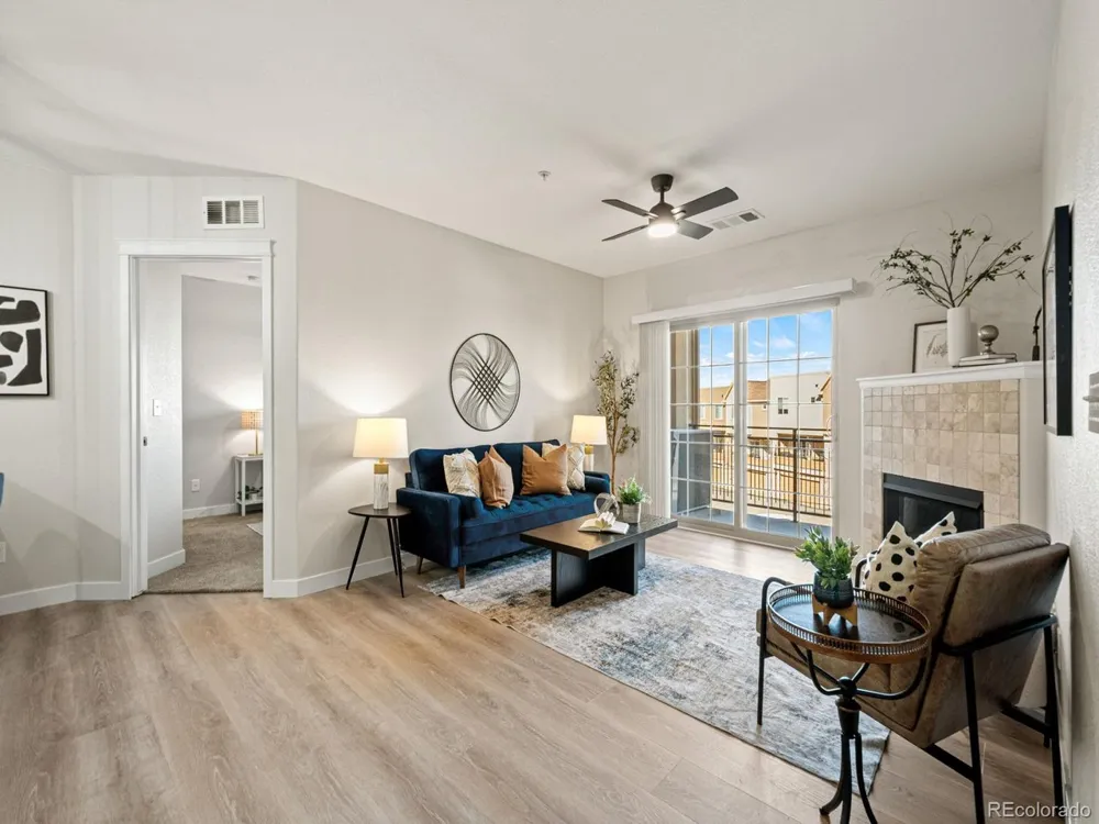 725 Elmhurst Drive #208 Highlands Ranch, CO 80129