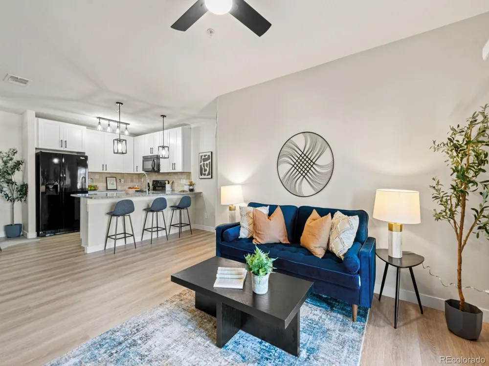 725 Elmhurst Drive #208 Highlands Ranch, CO 80129