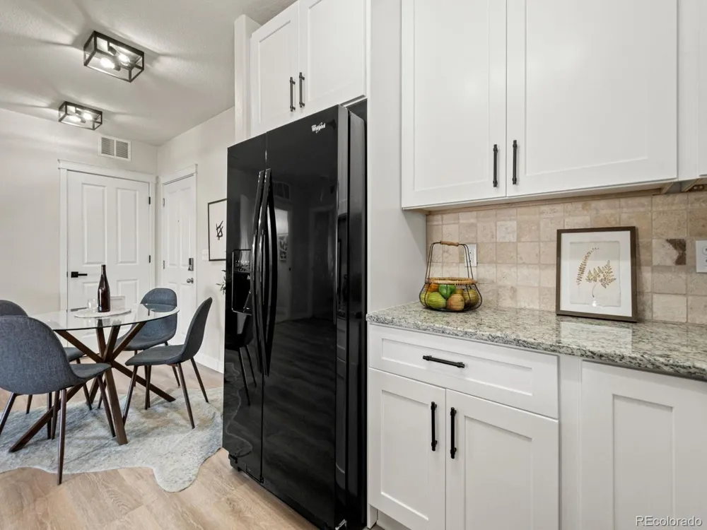725 Elmhurst Drive #208 Highlands Ranch, CO 80129