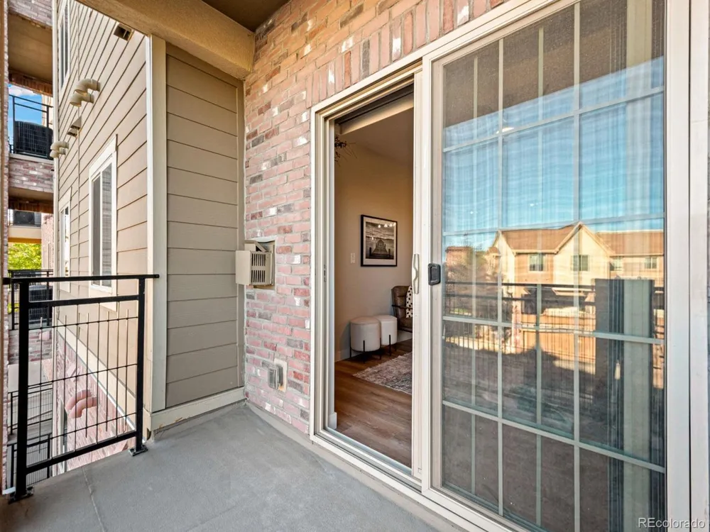 725 Elmhurst Drive #208 Highlands Ranch, CO 80129