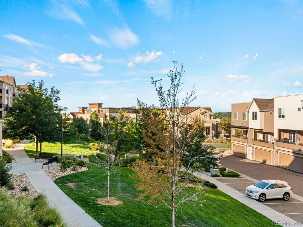 725 Elmhurst Drive #208 Highlands Ranch, CO 80129