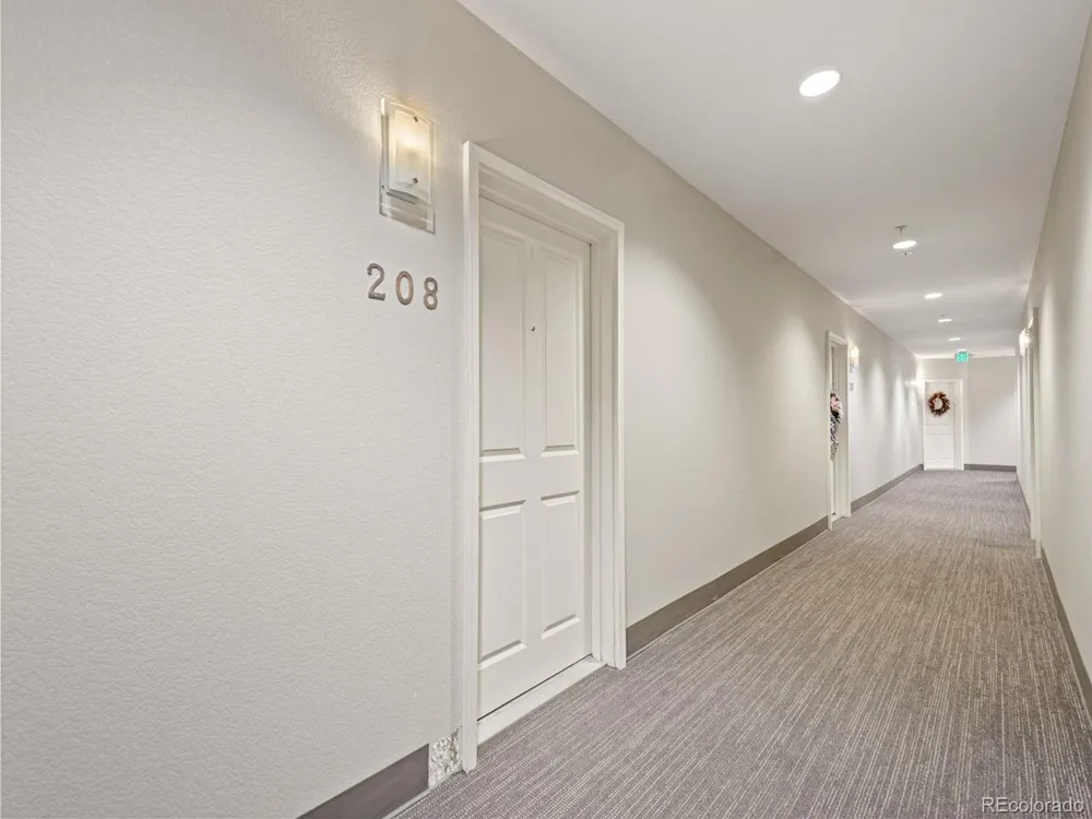 725 Elmhurst Drive #208 Highlands Ranch, CO 80129