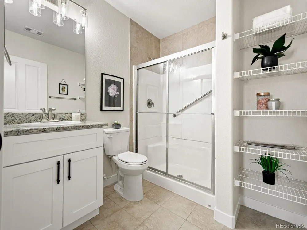 725 Elmhurst Drive #208 Highlands Ranch, CO 80129