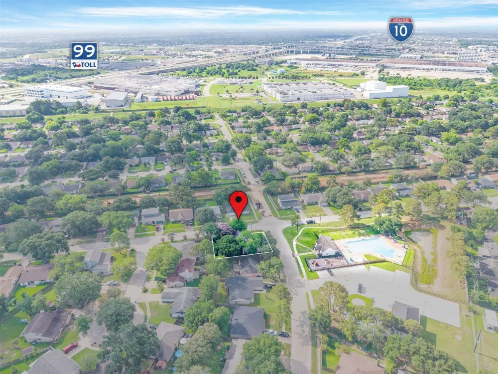 1902 Kings Arms Way Katy, TX 77493