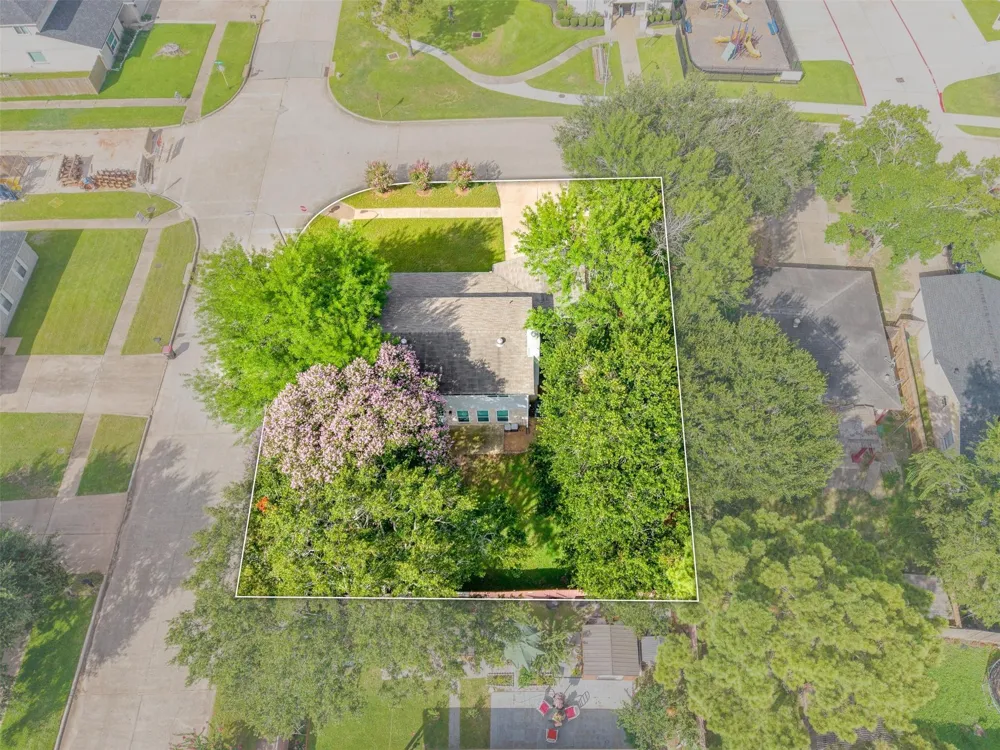 1902 Kings Arms Way Katy, TX 77493