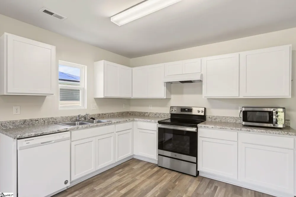 147 Bennett Dairy Road Spartanburg, SC 29307