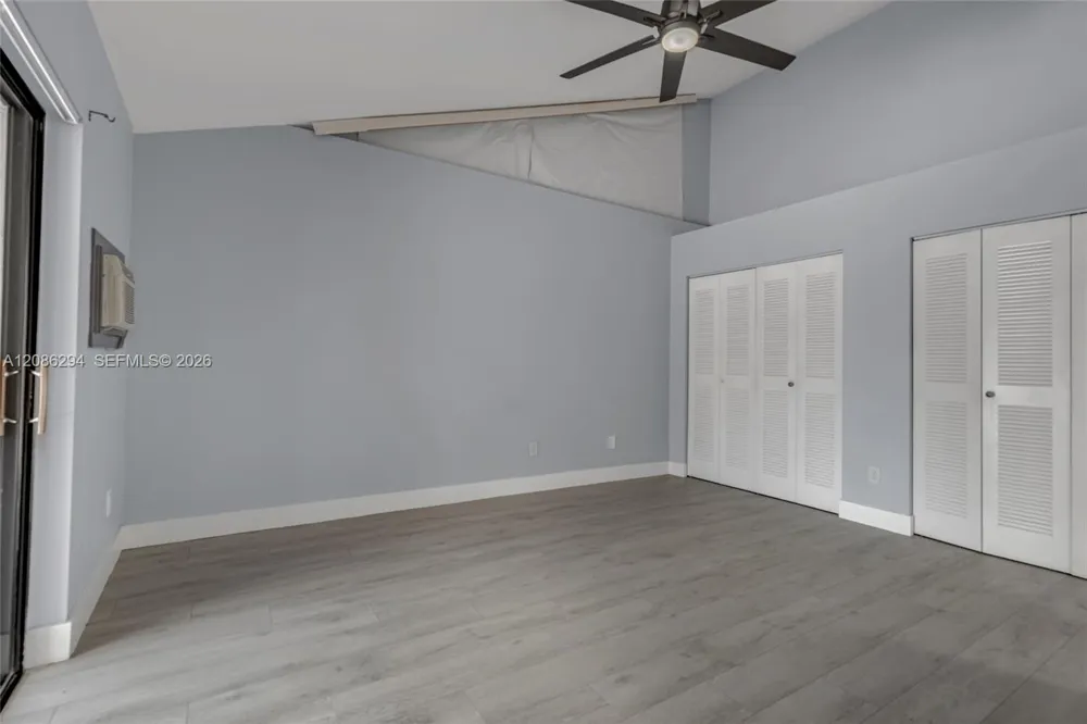 1050 Summit Trail Cir #B West Palm Beach, FL 33415