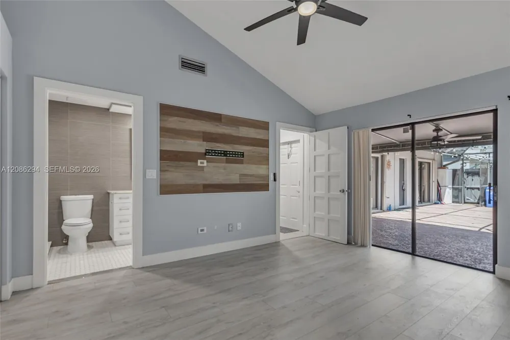1050 Summit Trail Cir #B West Palm Beach, FL 33415