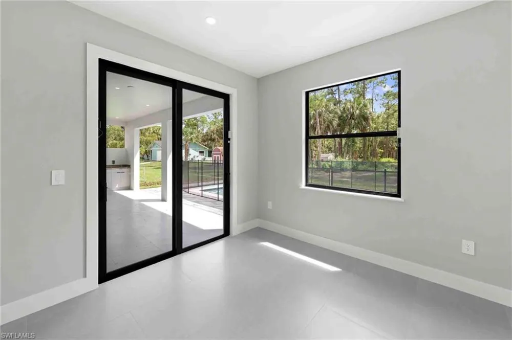 2610 4th Street NW Naples, FL 34120