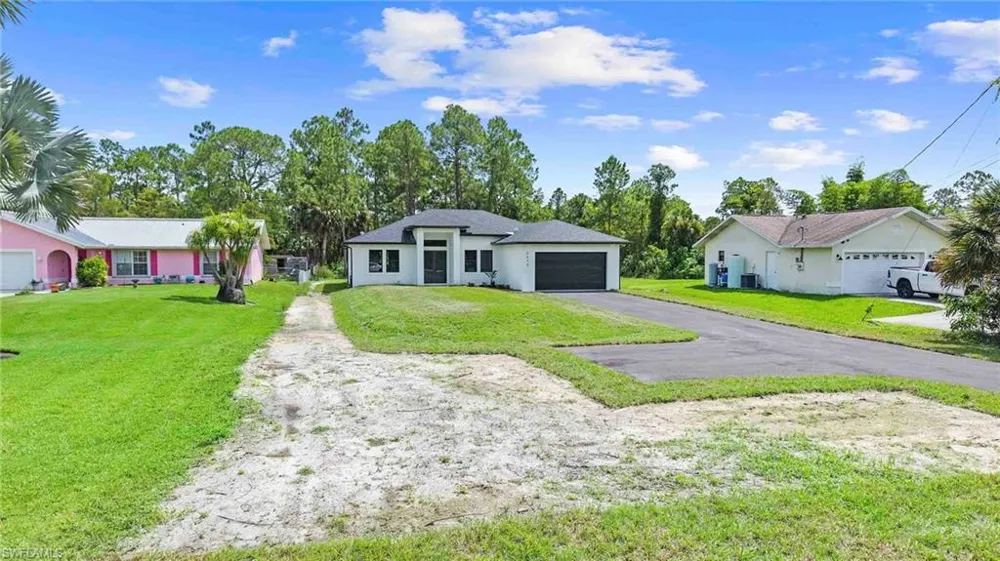 2610 4th Street NW Naples, FL 34120