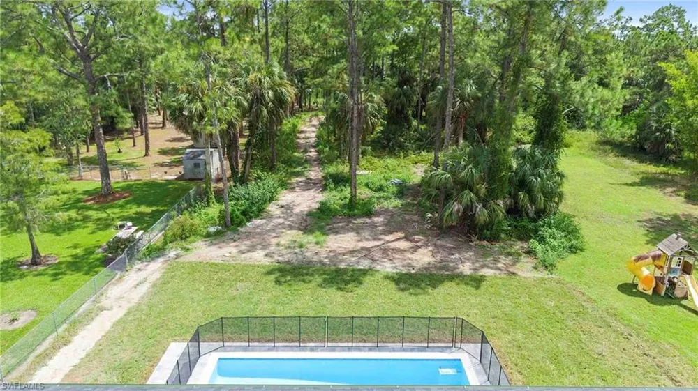 2610 4th Street NW Naples, FL 34120