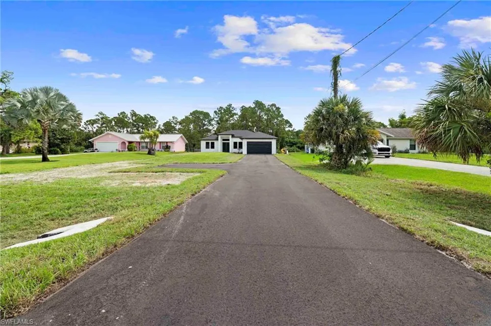 2610 4th Street NW Naples, FL 34120