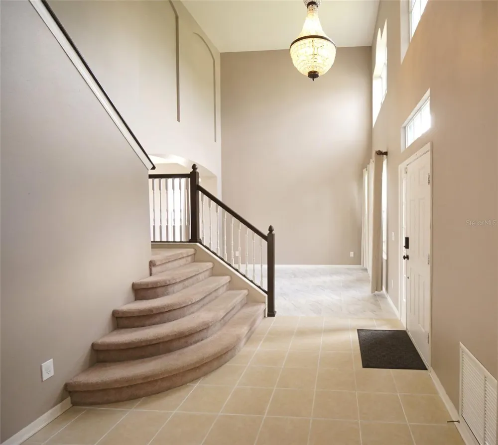 8718 SANDY PLAINS DRIVE Riverview, FL 33578