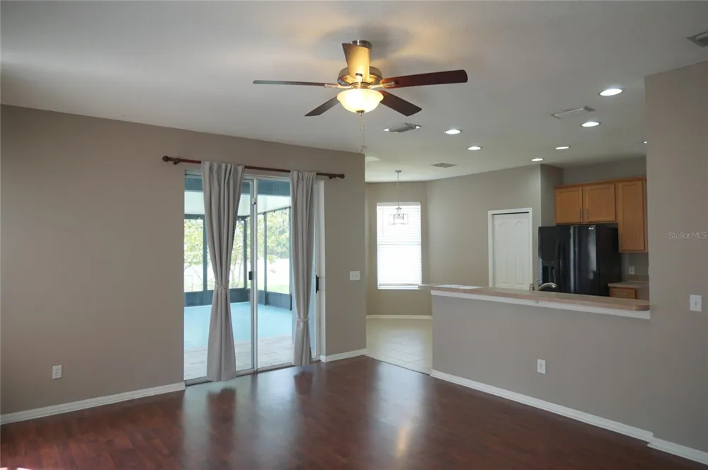 8718 SANDY PLAINS DRIVE Riverview, FL 33578