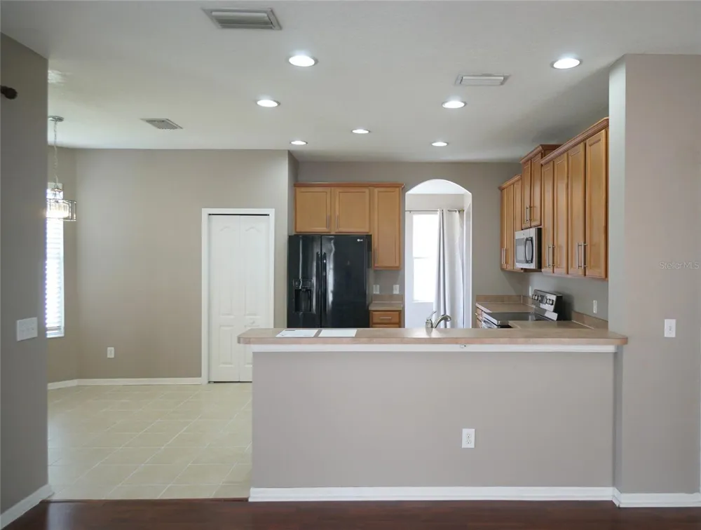 8718 SANDY PLAINS DRIVE Riverview, FL 33578