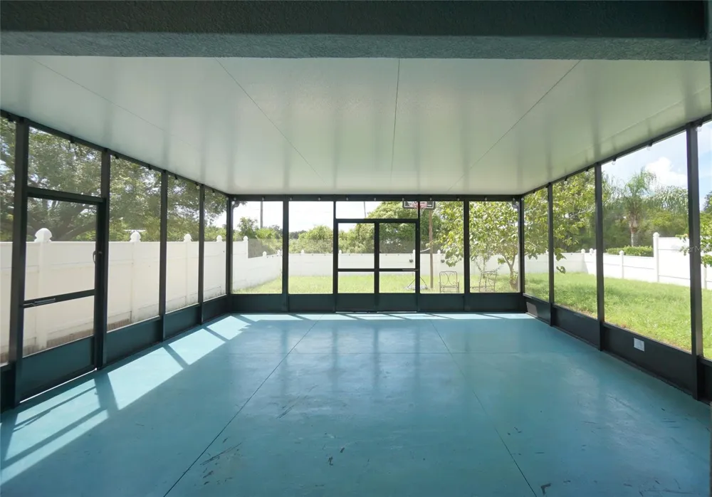 8718 SANDY PLAINS DRIVE Riverview, FL 33578