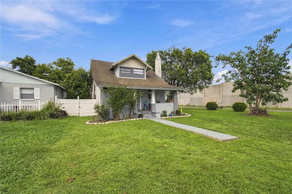 2501 57TH PLACE St Petersburg, FL 33714