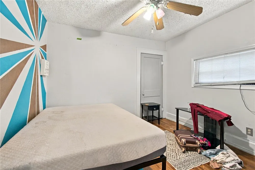 2501 57TH PLACE St Petersburg, FL 33714