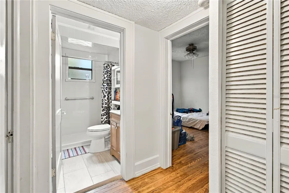 2501 57TH PLACE St Petersburg, FL 33714