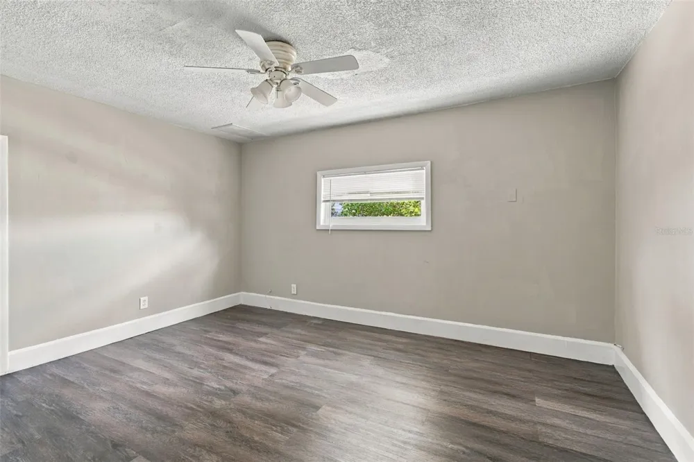2501 57TH PLACE St Petersburg, FL 33714