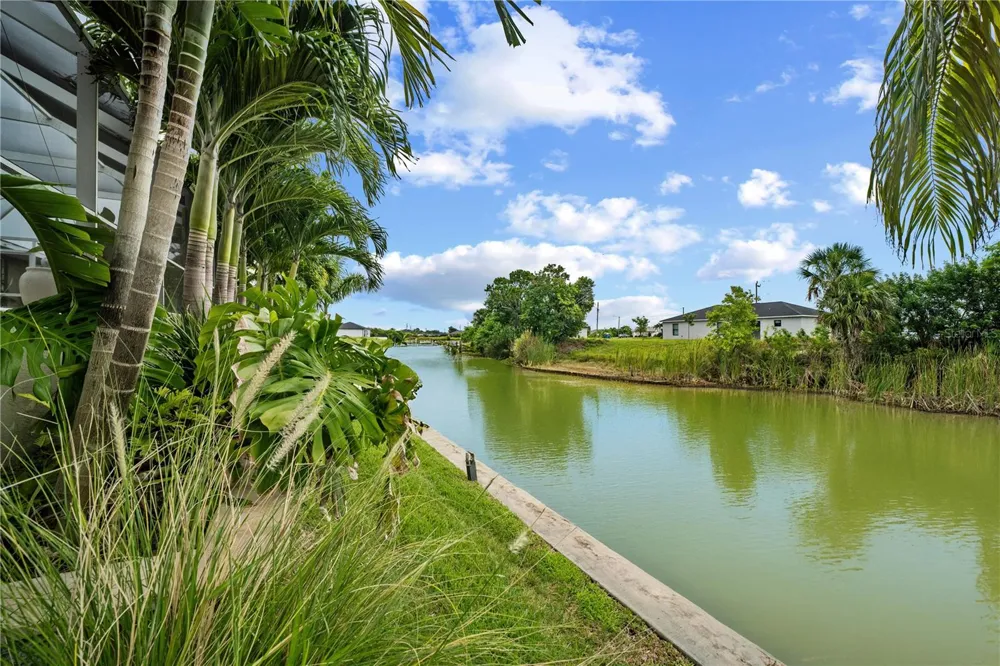 441 NE 5TH AVENUE Cape Coral, FL 33909